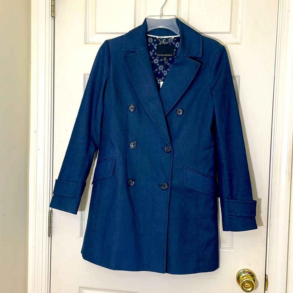 NWT Banana Republic Long Denim Jacket Size XS Fits like Small/ Medium